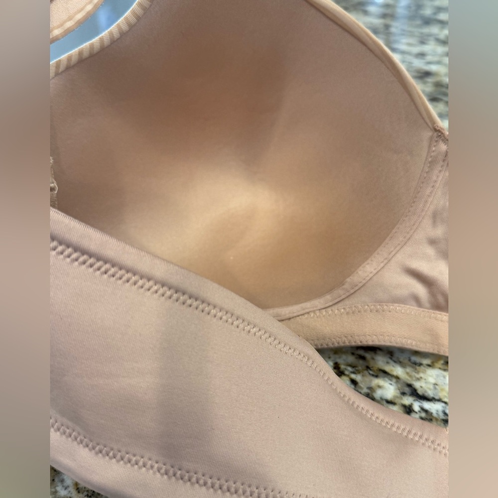 Vanity Fair 42C striped tan adjustable triple hook padded bra - Picture 6 of 11